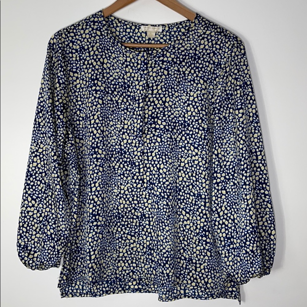 Finn & grace 3/4 button front printed top size XL
